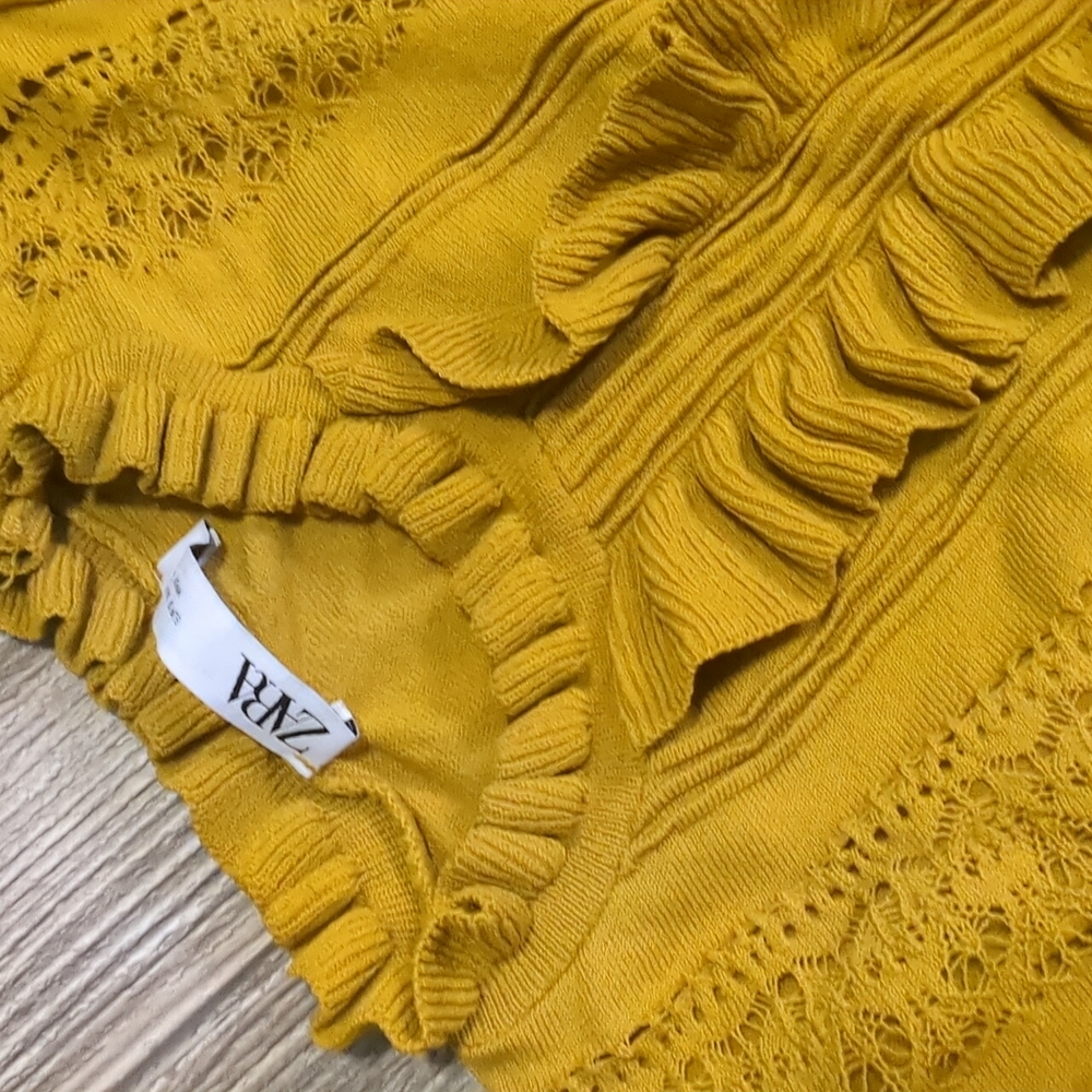 Zara Mustard Yellow Ruffled Knit Sweater S - Picture 4 of 7